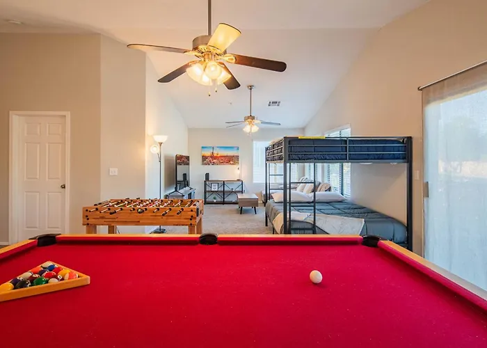 New Desert Daze, Near Golf, Heated Pool+spa, 12ppl Scottsdale